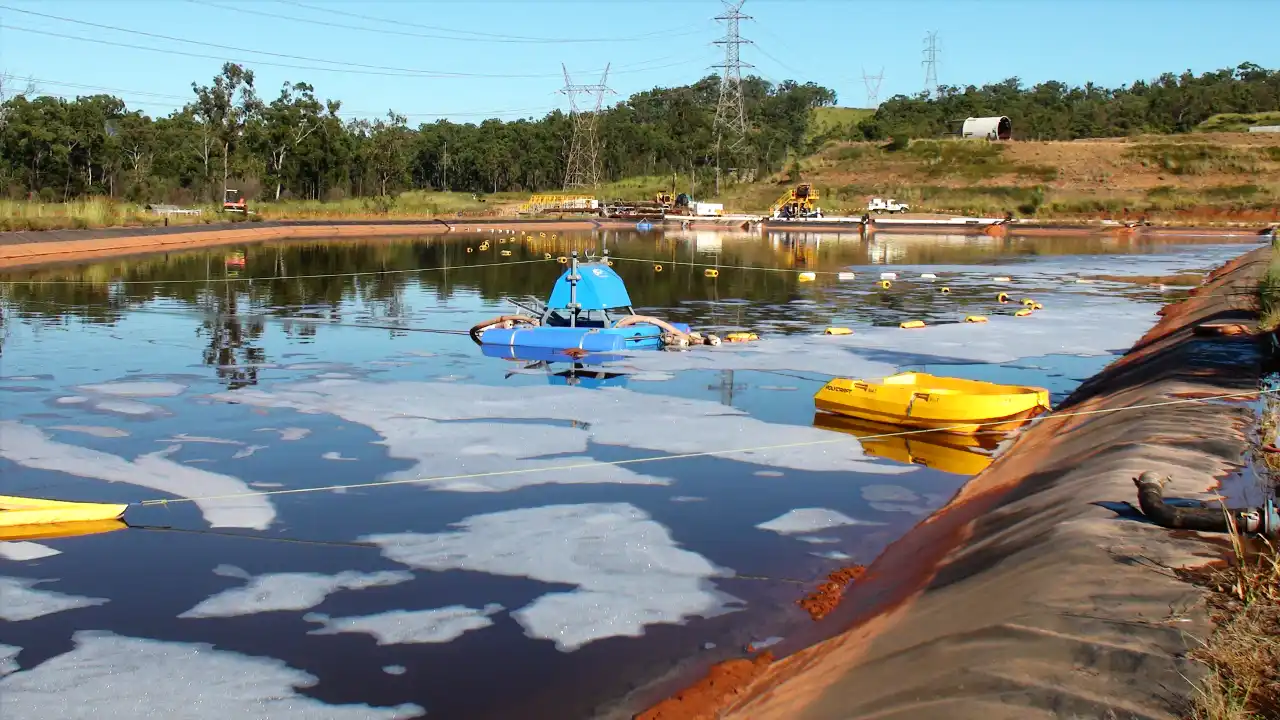 Dredge-and-Silt-Curtain-Red-Mud-Pond-QLD