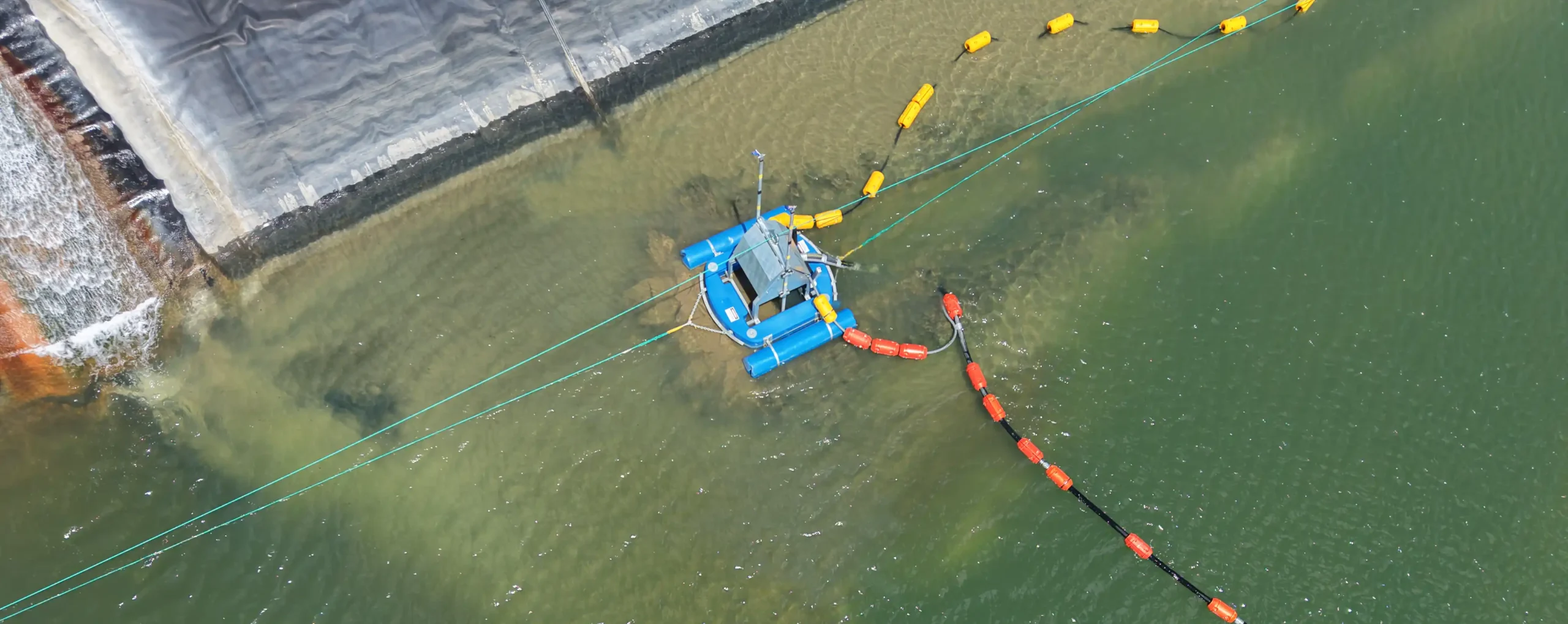 Dredging-a-plastic-lined-pond-scaled