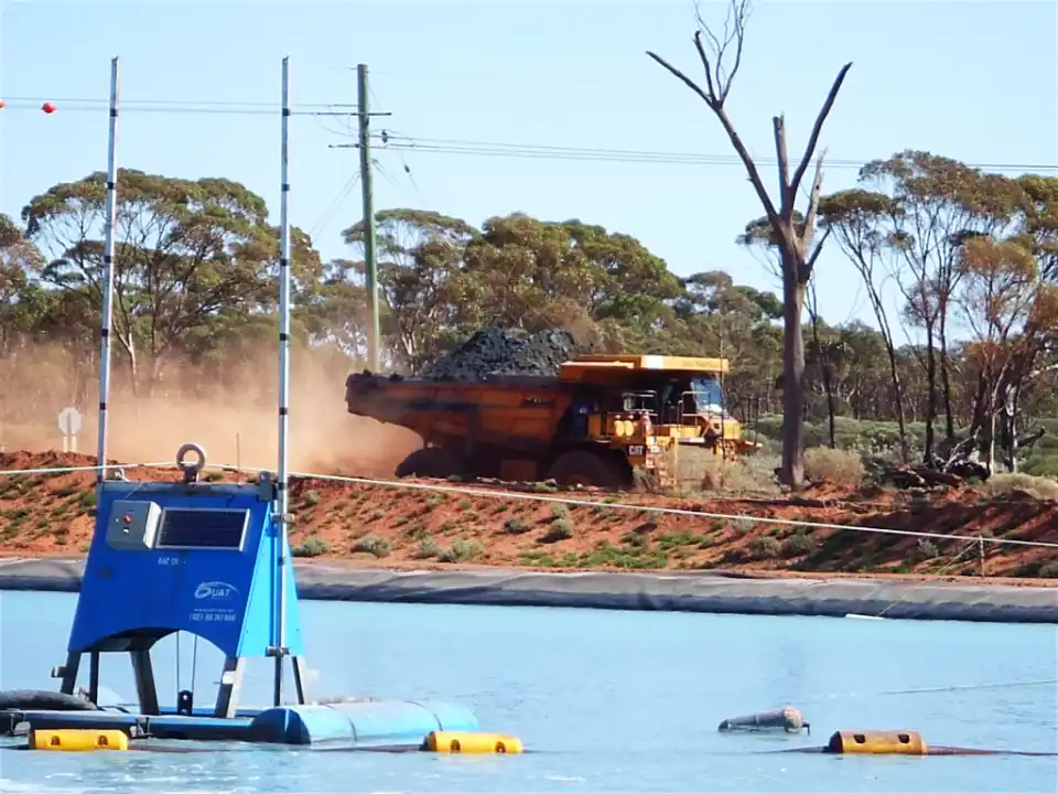 Nickel-process-pond-dredging